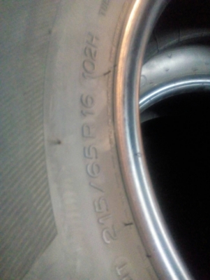 215/65R16  MICHELIN LATITUDE  ปี14  ชุด 4 เส้น tel. 081-427-3941