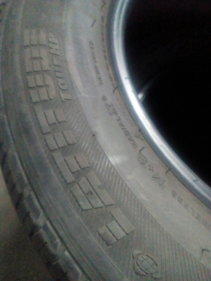 215/65R16  MICHELIN LATITUDE  ปี14  ชุด 4 เส้น tel. 081-427-3941