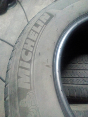 215/65R16  MICHELIN LATITUDE  ปี14  ชุด 4 เส้น tel. 081-427-3941