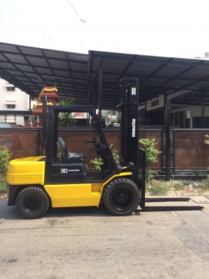 ขายรถยกโฟร์คลิฟท์ยี่ห้อ KOMAT'SU FD30-11 เสา4 เมตร ขายรถยกโฟร์คลิฟท์ยี่ห้อ KOMAT'SU FD30-11 เสา4 เมตร