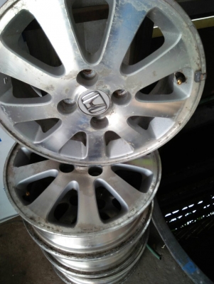 แม๊ก ขอบ14  HONDA  4 รู 100  ชุด. 4 วง tel.081-427-3941