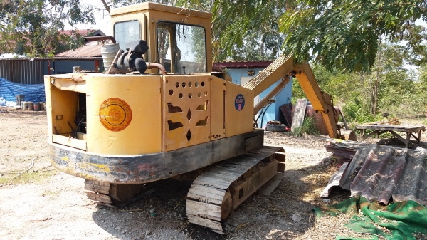 ขาย 135,000 SUMITOMO LS 1200 เครื่องดี ปั้มแรง เอวหลวม ช่วงล่าง(รถอยู่ อุดรฯ) 090-772-3710 090-772-3708