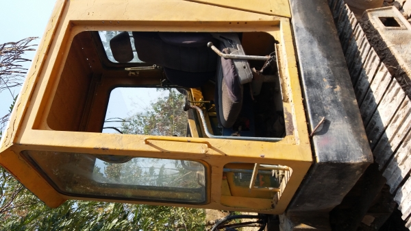 ขาย 135,000 SUMITOMO LS 1200 เครื่องดี ปั้มแรง เอวหลวม ช่วงล่าง(รถอยู่ อุดรฯ) 090-772-3710 090-772-3708 ขาย 135,000 SUMITOMO LS 1200 เครื่องดี ปั้มแรง เอวหลวม ช่วงล่าง(รถอยู่ อุดรฯ) 090-772-3710 090-772-3708