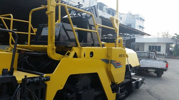 รถปูยาง Nigata NFB6C ปูได้ 4 เมตร ตีนแทรก รถเก่านอก นำเข้าจากญี่ปุ่น พร้อมใช้งาน