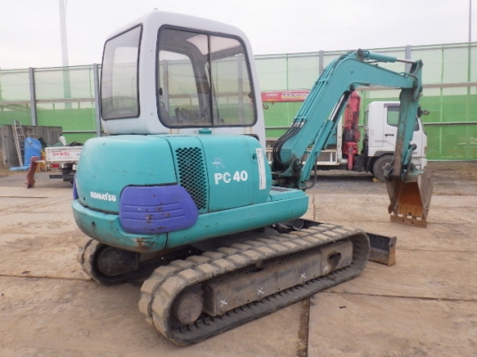 Komatsu PC40-7E ตู้เก๋ง รถสวย ระบบดี นำเข้าเองจากญี่ปุ่น