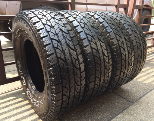 ยาง All Yokohama 30 9.5 R15 กลางปี15 ดอกเต็ม ไม่มีปะ ราคาไม่แพง
