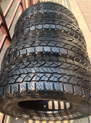 ยาง All Yokohama 30 9.5 R15 กลางปี15 ดอกเต็ม ไม่มีปะ ราคาไม่แพง