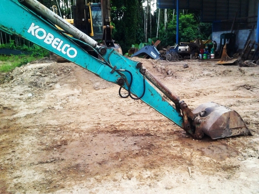 ขายรถแบ๊คโฮ Kobelco sk045 แทรคยาง (รถพร้อมใช้งาน)