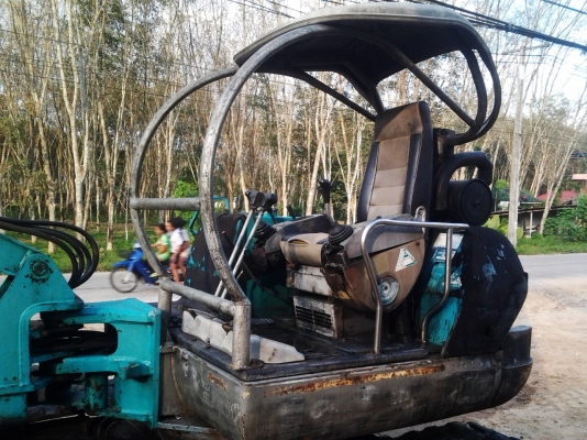 ขายรถแบ๊คโฮ Kobelco sk045 แทรคยาง (รถพร้อมใช้งาน)