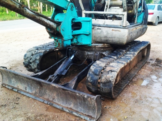 ขายรถแบ๊คโฮ Kobelco sk045 แทรคยาง (รถพร้อมใช้งาน)