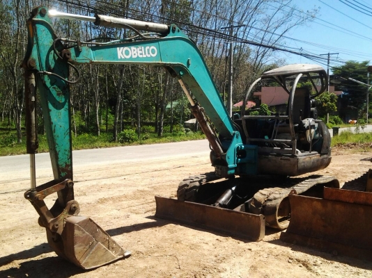 ขายรถแบ๊คโฮ Kobelco sk045 แทรคยาง (รถพร้อมใช้งาน) ขายรถแบ๊คโฮ Kobelco sk045 แทรคยาง (รถพร้อมใช้งาน)