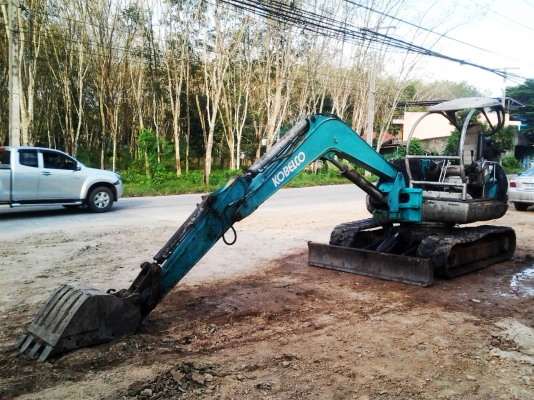ขายรถแบ๊คโฮ Kobelco sk045 แทรคยาง (รถพร้อมใช้งาน) ขายรถแบ๊คโฮ Kobelco sk045 แทรคยาง (รถพร้อมใช้งาน)