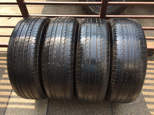 ยาง Bridgestone 225 65 17 ปี15 เนื้อนิ่มๆ พร้อมใช้งาน ราคาไม่แพง