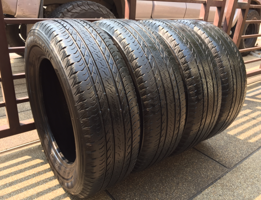 ยาง Bridgestone 225 65 17 ปี15 เนื้อนิ่มๆ พร้อมใช้งาน ราคาไม่แพง