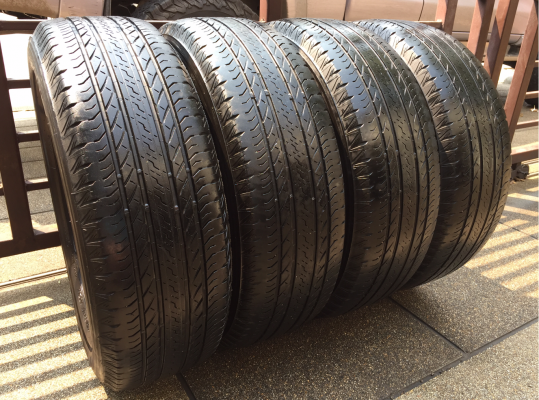 ยาง Bridgestone 225 65 17 ปี15 เนื้อนิ่มๆ พร้อมใช้งาน ราคาไม่แพง