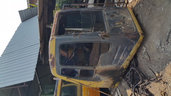 ขายหัวเก๋ง KOMATSU PC200-6