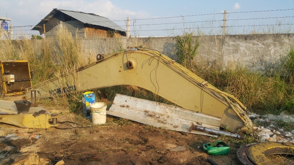 ขายบูม อามKOMATSU PC200-6