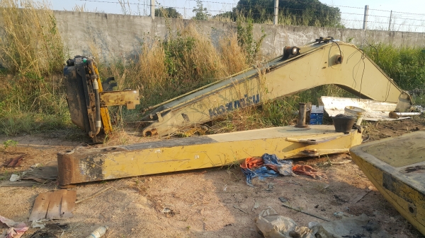 ขายบูม อามKOMATSU PC200-6