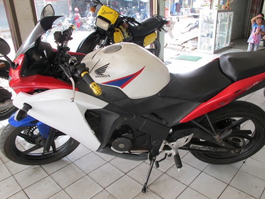็Honda cbr150R ปี54 ลด 26500.-