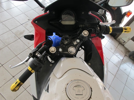 ็Honda cbr150R ปี54 ลด 26500.-