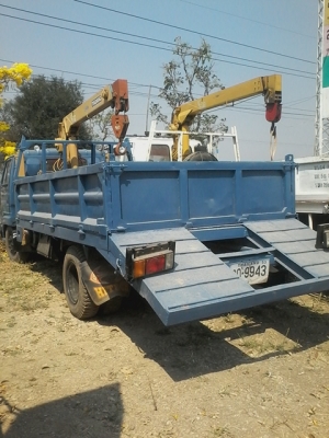 ลดสุดๆๆไปเลยค่ะ 6ล้อ ติดเครื่องทุ่นแรงขนาด2.5 ตัน มีเอกสารพร้อมโอน สภาพสวยใช้งานได้เลย รุ่นNPR59P ยี่ห้อ isuzu เครื่องยนต์ 4BE1 ยาง6เส้น/4ล้อ/2เพลา 10แรงม้า จดเล่ม2538 ลดเหลือ 340,000 บาท สนใจ081-8833166 ลดสุดๆๆไปเลยค่ะ 6ล้อ ติดเครื่องทุ่นแรงขนาด2.5 ตัน มีเอกสารพร้อมโอน สภาพสวยใช้งานได้เลย รุ่นNPR59P ยี่ห้อ isuzu เครื่องยนต์ 4BE1 ยาง6เส้น/4ล้อ/2เพลา 10แรงม้า จดเล่ม2538 ลดเหลือ 340,000 บาท สนใจ081-8833166