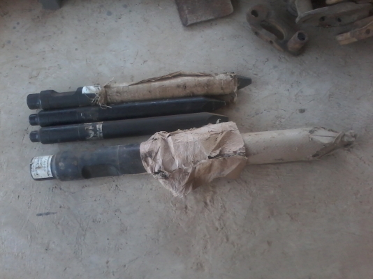 ขายเข็มหัวกระแทกหลายขนาด หลายรุ่น สนใจสอบถามได้ค่ะ ขายราคาไม่แพง ของใหม่ค่ะ