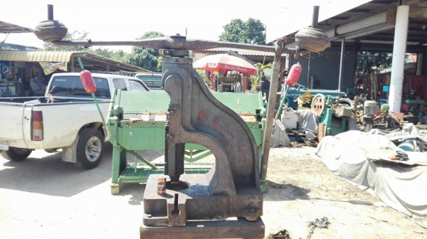 ** SOLD ** ปั้มคอม้าคาราบาวตัวใหญ่ เบอร์ 1 พิเศษ แกน 3" เขียงสวยแกนคมหมุนนิ่มตุ้มครบพร้อมใช้