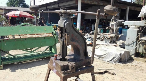 ** SOLD ** ปั้มคอม้าคาราบาวตัวใหญ่ เบอร์ 1 พิเศษ แกน 3" เขียงสวยแกนคมหมุนนิ่มตุ้มครบพร้อมใช้ ** SOLD ** ปั้มคอม้าคาราบาวตัวใหญ่ เบอร์ 1 พิเศษ แกน 3" เขียงสวยแกนคมหมุนนิ่มตุ้มครบพร้อมใช้