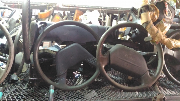 วงพวงมาลัยพร้อมแกน