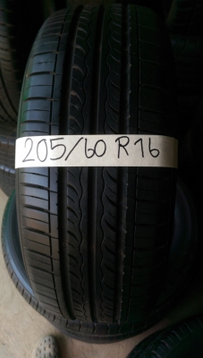 ยาง\% 205/60R16 ปี13  MADE IN KOREA