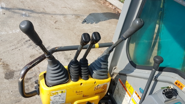 ขายด่วนรถแบคโฮKUBOTA-RX303คอลโทลสั้นปั้มนี้วปั้มแรงประหยัดชั่วโม่งทำงานน้อยแค่5,723รถนอกเพิ่งนำเข้ามาใหม่ยังไม่เคยใช้งานในเมืองไทยเลย ขายด่วนรถแบคโฮKUBOTA-RX303คอลโทลสั้นปั้มนี้วปั้มแรงประหยัดชั่วโม่งทำงานน้อยแค่5,723รถนอกเพิ่งนำเข้ามาใหม่ยังไม่เคยใช้งานในเมืองไทยเลย