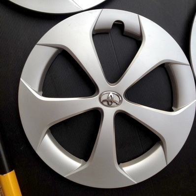 ฝาครอบล้อของแท้ 15 นิ้ว ใส่ Toyota พรีอุส 4 ฝา ตจว จัดส่ง ฟรีถึงบ้าน ฝาครอบล้อของแท้ 15 นิ้ว ใส่ Toyota พรีอุส 4 ฝา ตจว จัดส่ง ฟรีถึงบ้าน