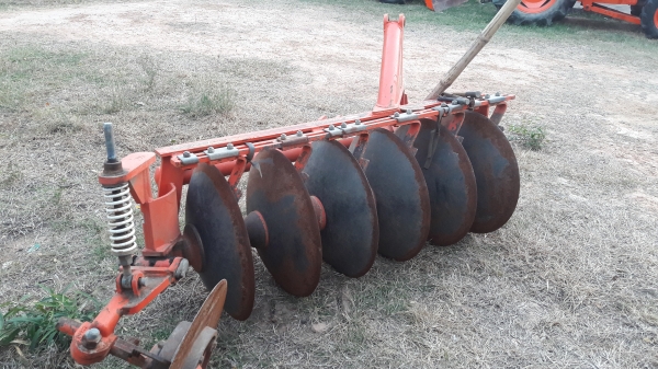 ขายรถไถL3608อุปกรณ์3ชิ้นพร้อมใช้ครับ ขายรถไถL3608อุปกรณ์3ชิ้นพร้อมใช้ครับ