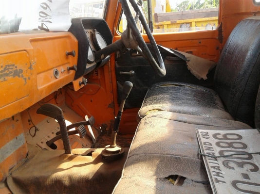 ขาย เทนเลอร์ 10 ล้อ เพลาเดียว หัวยาวเก๋งเหล็ก เครื่อง 6BD1 165 แรงม้า คัสซีสวยตลอดเส้น ทะเบียนพร้อมโอนครับ