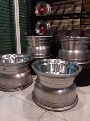 ล้อลายตัน 15x10" 6/139.7 made in australia ล้อลายตัน 15x10" 6/139.7 made in australia