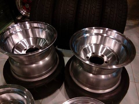 ล้อลายตัน 15x10" 6/139.7 made in australia ล้อลายตัน 15x10" 6/139.7 made in australia