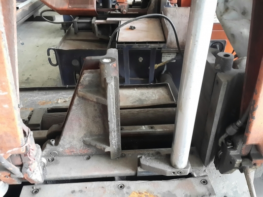 ขายเครื่องตัด AMADA H 400 ขายเครื่องตัด AMADA H 400