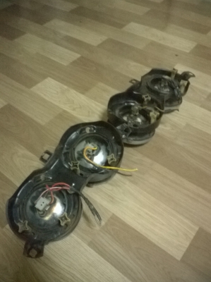 ขายชุดโคมไฟหน้า bmw e30 สภาพสวย ราคา2000 โทร0924462525โส กทม ขายชุดโคมไฟหน้า bmw e30 สภาพสวย ราคา2000 โทร0924462525โส กทม