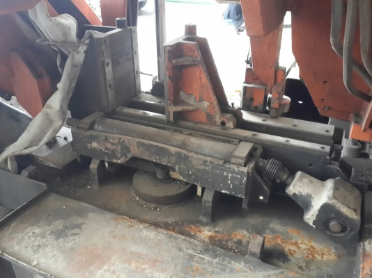 เลื่อยสายพาน Amada H400