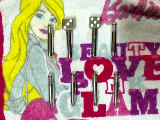 ขายปุ่มล็อคประตูแต่งรถ DAIHATSU รุ่น MIRA L80 บ้านเรา