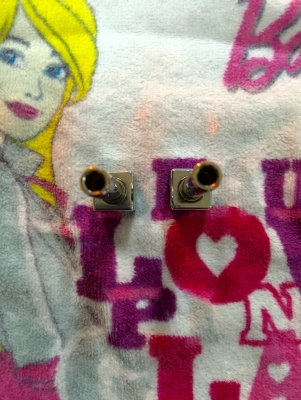 ขายปุ่มล็อคประตูแต่งรถ DAIHATSU รุ่น MIRA L80 บ้านเรา