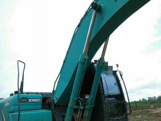 ขาย 2,250,000 KOBELCO sk 200-8 super X 6,300 ชม.เอกสารแจ้งจำหน่าย รถสวยพร้อมใช้ รถอยู่ จ.สุโขทัย  090-772-3710 090-772-3708