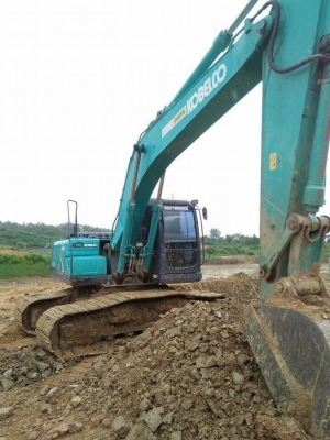 ขาย 2,250,000 KOBELCO sk 200-8 super X 6,300 ชม.เอกสารแจ้งจำหน่าย รถสวยพร้อมใช้ รถอยู่ จ.สุโขทัย  090-772-3710 090-772-3708