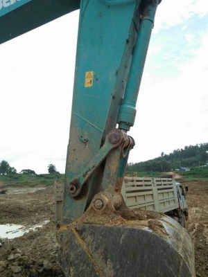 ขาย 2,250,000 KOBELCO sk 200-8 super X 6,300 ชม.เอกสารแจ้งจำหน่าย รถสวยพร้อมใช้ รถอยู่ จ.สุโขทัย  090-772-3710 090-772-3708