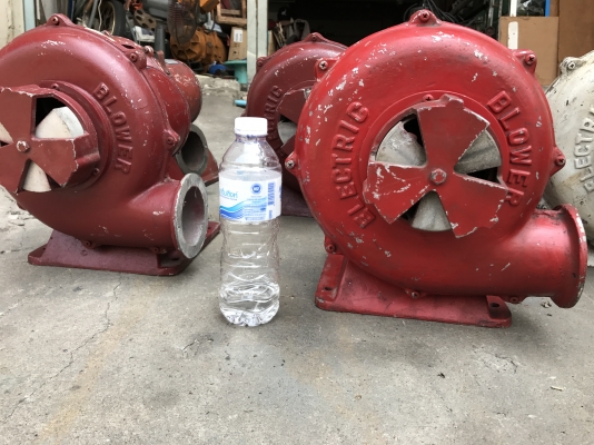 ขายโบวเวอร์เป่าลม-เป่าฝุ่น Venz 1/5HP. 220V ไฟบ้าน ขนาด 3นิ้ว สภาพดีเดิมๆ หมุนนิ่ม พร้อมใช้งาน มี 6ตัวครับ ขายโบวเวอร์เป่าลม-เป่าฝุ่น Venz 1/5HP. 220V ไฟบ้าน ขนาด 3นิ้ว สภาพดีเดิมๆ หมุนนิ่ม พร้อมใช้งาน มี 6ตัวครับ