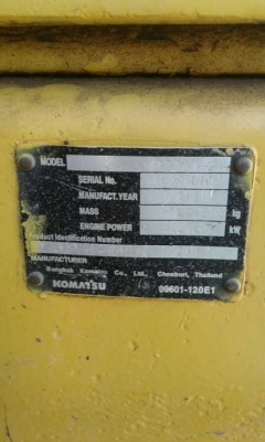 KOMATSU PC200-7