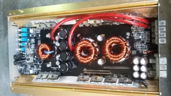 คลาสดี1500w ขับซับ 10-12"