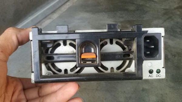 หม้อชาร์จแบตตัวเล็ก กับ สวิชชิ่งเสียครับ