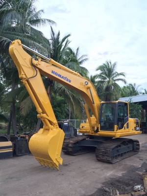 ขายรถแบคโฮ komatsu pc200-8 ไฟฟ้าครบ เอกสารอินวอยด์ จัดไฟแนนซ์ได้ โทร 0899027595