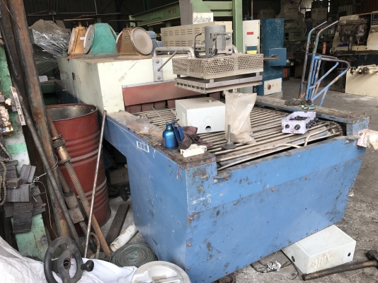 ขายเครื่องขัดไม้ขัดข้าง4ตัวเครื่องอัดลูกฟู่ไม้3หัวตู้อบไม้อีกตัว3รายการถูกๆครับ